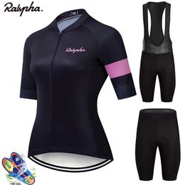 Cycling Jersey sets zomer raphaful set sport fiets kleding vrouwen ademende shirt shirt fietsen slabbetje shorts met korte mouwen 19d gel pad 230425