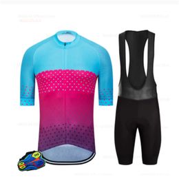 Jersey de cyclisme ensembles de vêtements à manches courtes d'été Riding Sports Breptable Bib Shorts Bike Suits portent des vêtements 240506