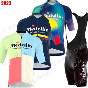 Cycling Jersey Sets Team Short Mouw Set Summer Mens Colombia Clothing Suit Road Bike Shirts Bicycle Bib Shorts MTB 230706