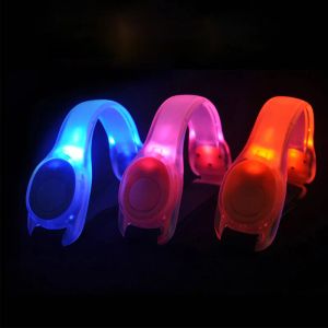 Cycling LED Light Up Brass Night Running Safety Walking Rouleau Skates Light Mand AVERTISSEMENT CEAUTRE ALIRABLE ALIMENTABLE ALIMENTABLE AUTRABLE AIGNABLE