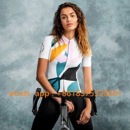 Chemises de cyclisme Hauts Maillot de cyclisme pour femmes Hauts à manches courtes Pro Team Vêtements de vélo Maillot personnalisé Vêtements de vélo Vêtements de sport Chemise à séchage rapide 230608