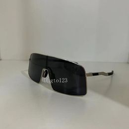 Gafas de sol de ciclismo Lente UV400 Gafas de ciclismo Deportes al aire libre Gafas de montar gafas de bicicleta Lentes polarizadas con estuche para hombres mujeres OO6013 marco de metal TI