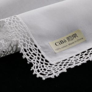 D001: mouchoirs en dentelle de coton blanc premium