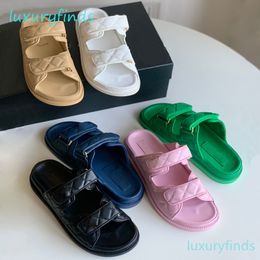 Sandale papa sans la sangle arrière Femmes été Dad Slide Mule Slide Chaussures plates 100% cuir véritable Cuir matelassé avec boîte Designer Dad sandale luxe Slingback