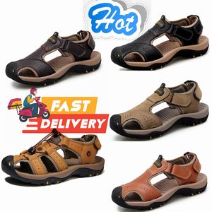 Papa Sandales Designer Diapositives Femmes Pantoufles Femmes Diapositives matelassées Caviar Été Luxe Chaussures plates Sandales de plage Boucle imprimée Livraison gratuite