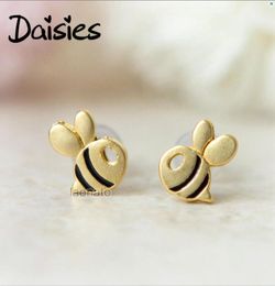 Marguerites 10 paires mode mignon abeille boucle d'oreille pour les femmes miel abeille boucles d'oreilles conception Unique minuscules animaux boucles d'oreilles comme dame cadeau 7215923