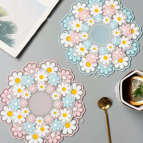 Daisy Cup Coasters Mats 15cm de diamètre Résistant à la chaleur Anti Slip Cute Coasters pour Kitchen Bar Cafe Room Decor