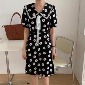 Daisy Patchwork Lace Summer Korte mouwen Chique Sweet Korean Sexy Slim All Match Stylish Women Dresses Vestidos 210525