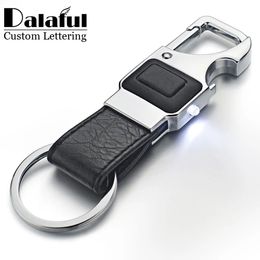 Dalaful lettrage personnalisé porte-clés LED lumières lampe ouvre-bière bouteille multifonctionnel en cuir hommes voiture porte-clés porte-anneau K355 240119