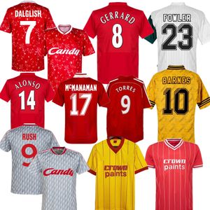 DALGLISH Maillots de football rétro Gerrard 2005 Istanbul ALONSO 10 11 Chemises de football vintage McMANAMAN 93 95 96 97 98 FOWLER 82 89 91 RUSH 85 86 TORRES 06 07 08 Kit classique