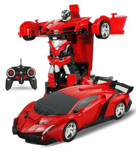 Schadevergoeding 2In1 RC Auto Sportwagen Transformatie Robots Modellen Afstandsbediening Vervorming RC vechten speelgoed Children039s GiFT6968513