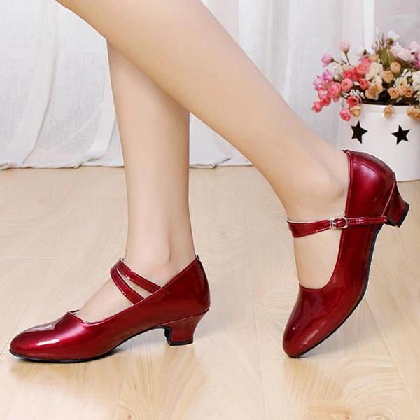 Zapatos de baile Patente Leather Mary Jane Women Heel Latin Jazz Waltz Dancing Ladies Vestido 3.5cm/5.5 cm Vino plateado Rojo