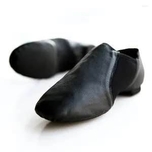 Chaussures de danse Sports Man Soft Bottom Women Shoe Lacets with Teachersadult Forme Kungfu Ballet Natural Leather Jazz