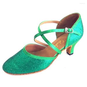 Chaussures de danse talon personnalisé pour femmes modernes à orteil fermé salsa latin de salle de bal de salle de bal de chaussures à fentes sociales danser