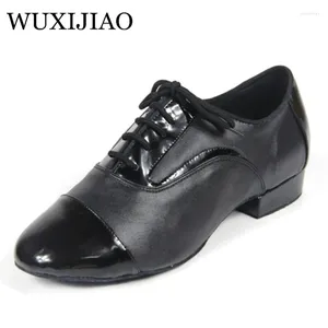 Chaussures de danse wuxijiao noir en cuir authentique en cuir moderne latin moderne à semelle extérieure douce pour la salle de bal.