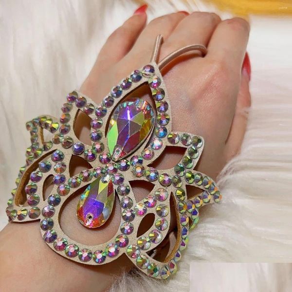 Accesorios de ropa de baile Ropa de escenario Pulsera de danza del vientre Manoplas elegantes de gama alta Mujer Adt Exquisito Rendimiento Rhinestone Matchin Dhdon