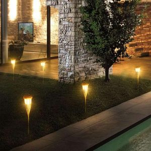 Dansende vlammen ontwerpen Outdoor Courtyard Lamp Versier een warme tuin zonnevlam licht waterdichte eenvoudige installatie