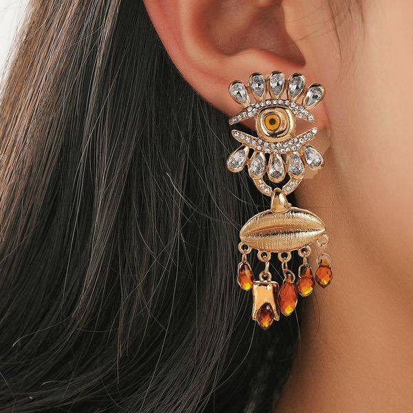 Dangle Chandelier 2023 Devil s Eye Boucles d'oreilles en cristal Retro Ethic Style Long Wholesale 230703