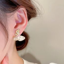 Bengelen kroonluchter 2023 Echte gouden platen zilveren naald zirkoon vlinders Frans licht luxe senior sense sense earrings elegant temperament oorbellen vrouw