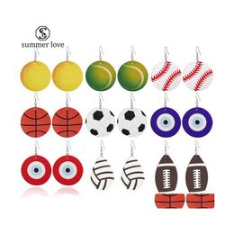 Cuelga la lámpara 3D Deportes PU Pendientes de cuero Fútbol Baloncesto Béisbol Moda para mujeres Declaración Jewelryz Drop Entrega Judío DHQZF