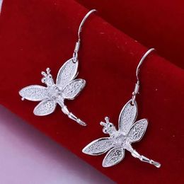 Chandelier en peluche 925 Brouille à oreilles en argent sterling Femmes en pierre incruste Dragonfly Design Beaucoup de bijoux de mariage mignon Prix d'usine H240504