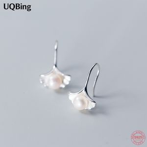 Dangle Lustre 925 Sterling Silver Petite Feuille De Ginkgo Frais Perle D'eau Douce Douce Courte Boucles D'oreilles 230412