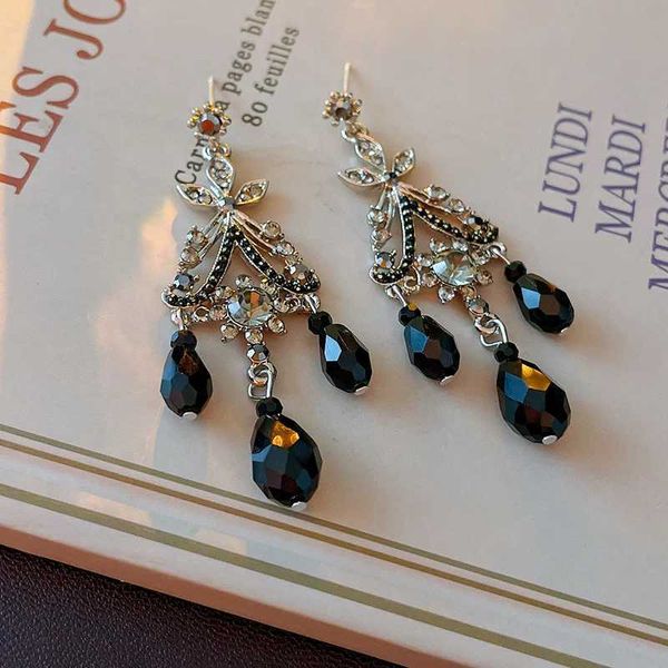 Boucles d'oreilles en cristal noir lustre