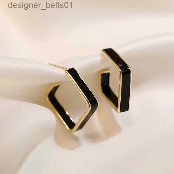 Boucles d'oreilles pendantes carrées en émail noir et blanc pour femmes, boucles d'oreilles pendantes en métal de couleur or, Vintage, Style français, accessoires d'oreille géométriques L231219