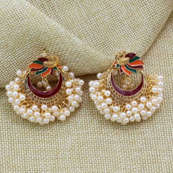 Cuelga el candelabro Bollywood étnico nupcial novia Kundan pendientes perlas de pavo real Jhumka Jhumki Bahubali gota joyería de moda