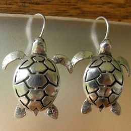 Chandelier en peluche de lustre Femmes délicat de tortue-goutte argenté boucles d'oreilles en boucles d'oreilles bijoux cadeaux h240423