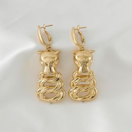 Dangle Lustre Vache En Forme Exquis Femmes Boucle D'oreille Spéciale 2022 Printemps Arrivée Personnaliser Accepter Cadeau De Mariage