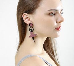 Boucles d'oreilles en peluche mignonne de lustre en lustre mignonne pour femmes à la mode à la mode acrylique fée drop boite-oreille bijoux de mode Summer ACC3661470