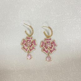 Lustre pendant européen et américain en zircon micro-incrusté, boucles d'oreilles à fleurs super résistantes, féminité exagérée, oreille en laiton de haute qualité