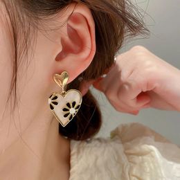 Bengelen Kroonluchter Mode Hart Charm Drop Earring Voor Vrouwen Meisjes Bruiloft Elegante Mode-sieraden