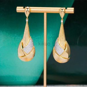 Dangle Kroonluchter Modieuze vorm Druppel Vergulde oorbellen Dames Grote hangers Dubai Indiase sieraden Bruidsaccessoires Huwelijksverjaardagsgeschenken 24316