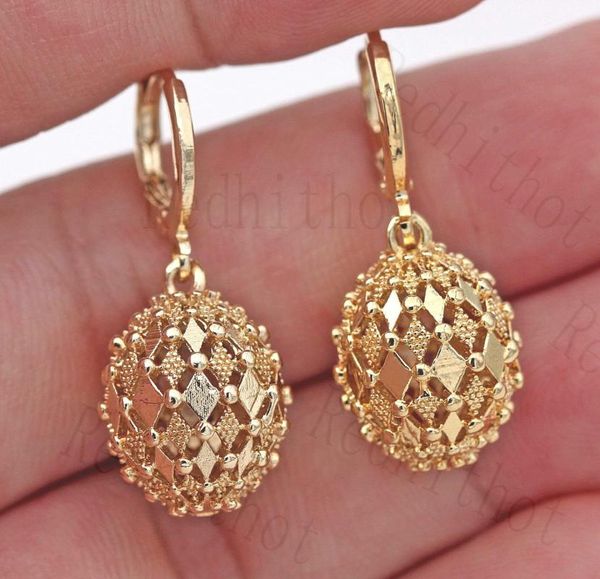 Araña colgante Pendientes rellenos de oro Rombo Esfera hueca Moda Mujer Stud HoopDangle ChandelierDangle