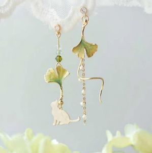 Boucles d'oreilles pendantes en forme de lustre, feuille de Ginkgo verte, chaton, fleur de Rose, longues boucles d'oreilles asymétriques avec pampilles en perles