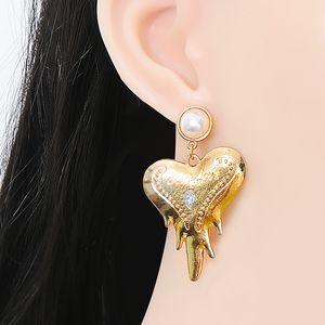 Dangle kroonluchter hoge kwaliteit metalen hart oorbellen trend mode kristal chique zoete geometrie grappige stijl sieraden ongewone meisje eerste keuze voor feestaccessoires