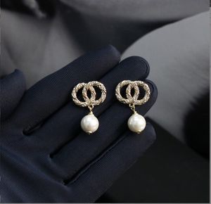 Bijoux à tendance de haute qualité du lustre de haute qualité, luxe léger, boucles d'oreilles à la main à la mode à la main, boucles d'oreilles de pendentif classique