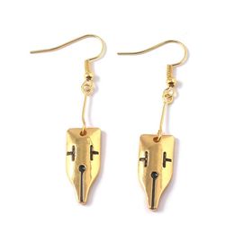 Dangle Chandelier JoJos Bizarre Adventure Rohan Kishibe Boucles d'oreilles Stylo plume immobile Clips d'oreille Riman Périphérique Cosplay Jewe231R