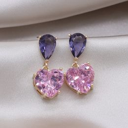 Dangle Kroonluchter Korea Design Mode-sieraden Eenvoudig Paars Kristal Waterdruppels Roze Zirkoon Liefde Hanger Oorbellen Zoet Dames Feest Oorbel 230718