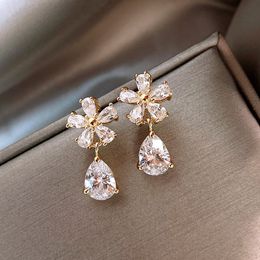 Dangle Kroonluchter Koreaanse Zirkoon Bloem Water Drop Oorbellen voor Vrouwen Eenvoudige Zoete Oorbel Sieraden Boucle D' oreille Femme Valentijnsdag Meisje Gift 230718