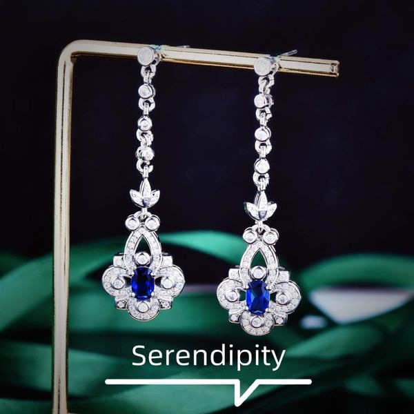 Cuelga la lámpara de lujo 925 Plata Sri Lanka Zafiro Azul Pendientes de piedras preciosas para las mujeres Temperamento elegante Pendiente largo Joyería de boda G