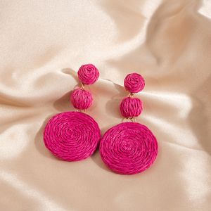 Cuelga la lámpara Minar Summer Rosered Color Rattan Knit Drop Earrings Hecho a mano Round Long cuelga los pendientes para las mujeres Party Beach Jewelry 230621