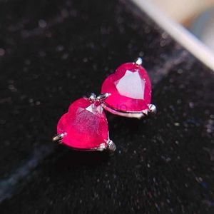 Boucles d'oreilles pendantes en rubis naturel pour femmes, lustre en forme de cœur, rare, simple et exquis, en argent sterling 925, prix spécial 24316