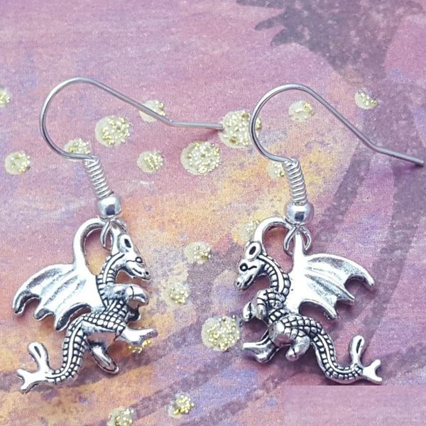 Cuelga la lámpara Nuevo estilo Antiguo Sier Fly Dragon Pendiente Gancho para la oreja Personalidad Mujeres creativas Diseñador de joyas Pendientes Valentin Dh3Wo