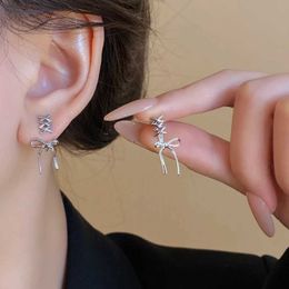 Bengelen kroonluchter zilveren naald x kruis boog oorbellen voor vrouwen 2024 nieuw in de Koreaanse mode drop oorr earring vaste kleur charme sieraden feest geschenken