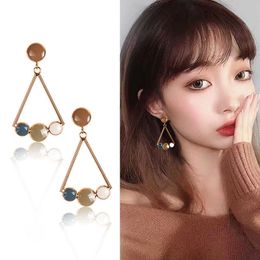 Dangle Lustre Simple Et Polyvalent Boucles D'oreilles Aiguille Morandi Couleur Long Triangle Géométrie Boucles D'oreilles 2021 Nouvelle Mode Fille Tempérament G230313