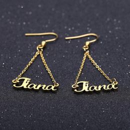 Bengelen kroonluchter roestvrij staal aangepaste naam drop oorbellen voor vrouwen gepersonaliseerde elke letters ketting Eardrop handgemaakte sieraden verjaardagsfeestje cadeau 230704