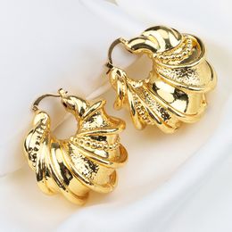 Bengelen kroonluchter trendy oorbellen en hangerset voor vrouwen ketting mode sieraden koper gouden geometrisch trouwfeest cadeau 230413